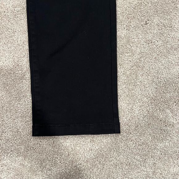 NWT H and M Women's Cotton Cargo Black Pant with Pockets Straight Leg Size 2 - Picture 4 of 9